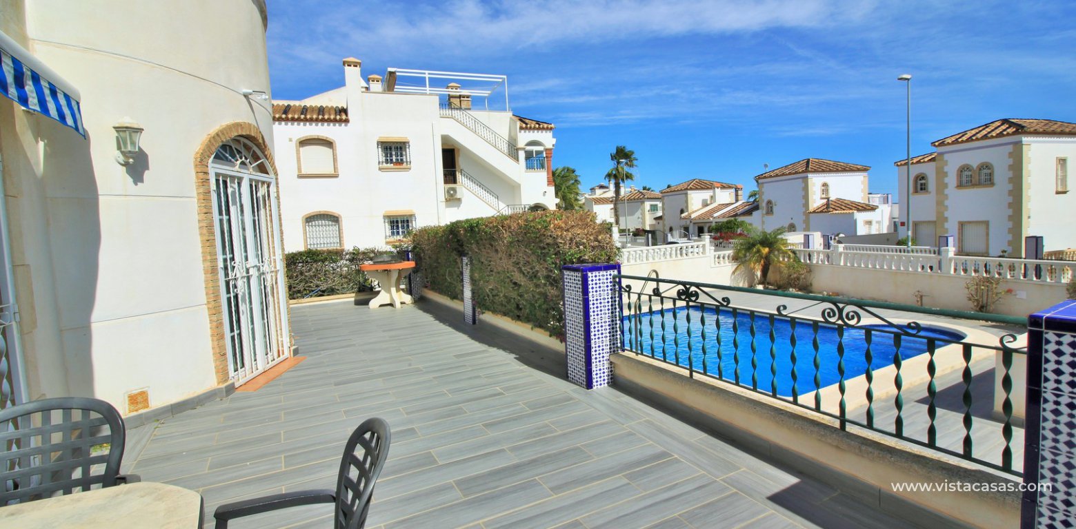 Villa with private pool for sale R3 Las Violetas Villamartin raised terrace