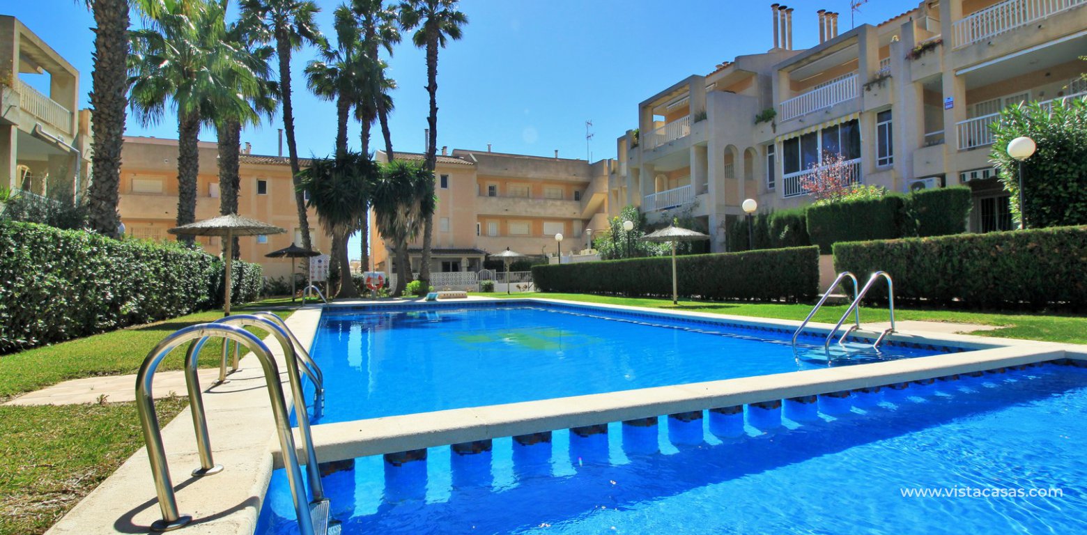 South facing 2 bedroom ground floor apartment directly facing the pool for sale in Los Frutales V La Rosaleda Torrevieja swimming pool