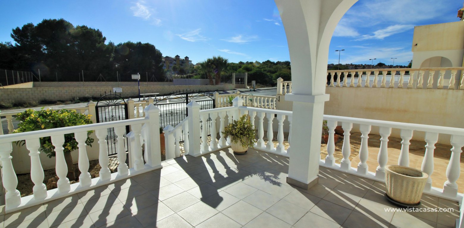South facing 3 bedroom Panorama Golf quad for sale Villamartin terrace
