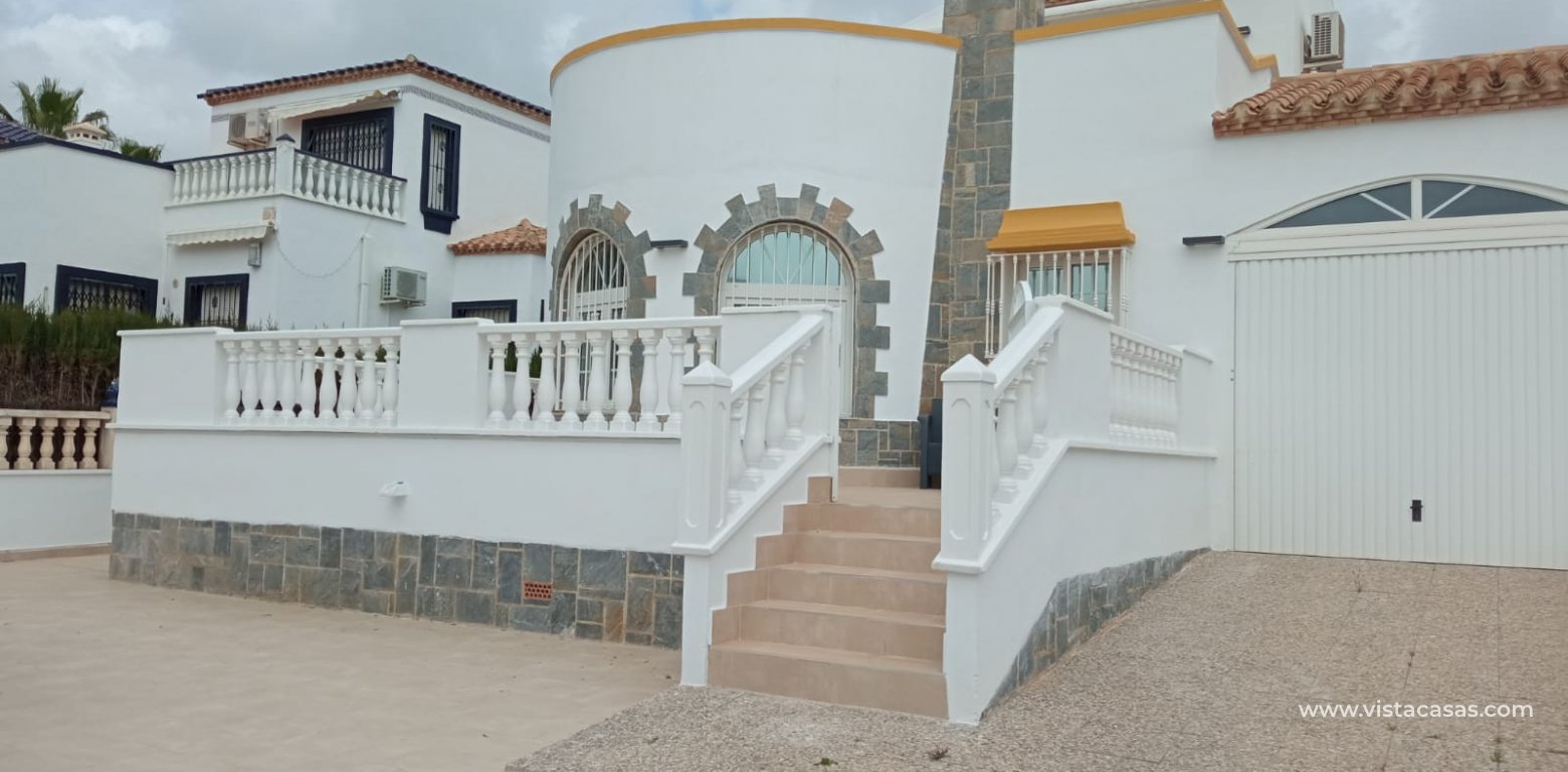 Villa for sale in Los Dolses  exterior 1