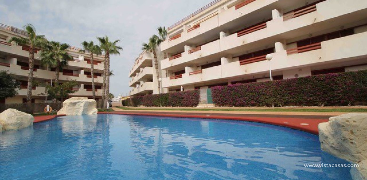 Penthouse for sale in Orihuela Costa swimming pool