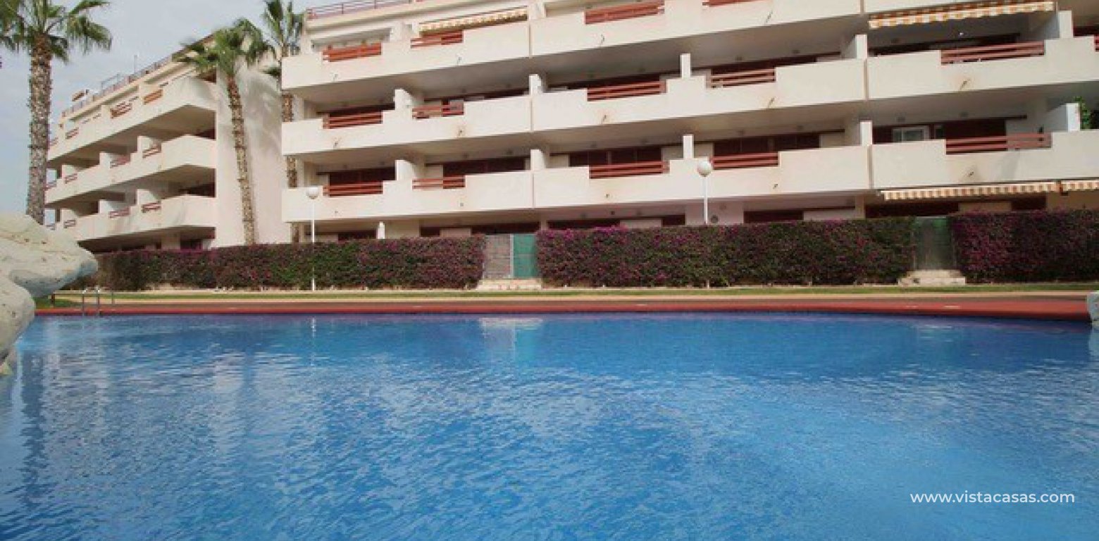 Penthouse for sale in Orihuela Costa pool