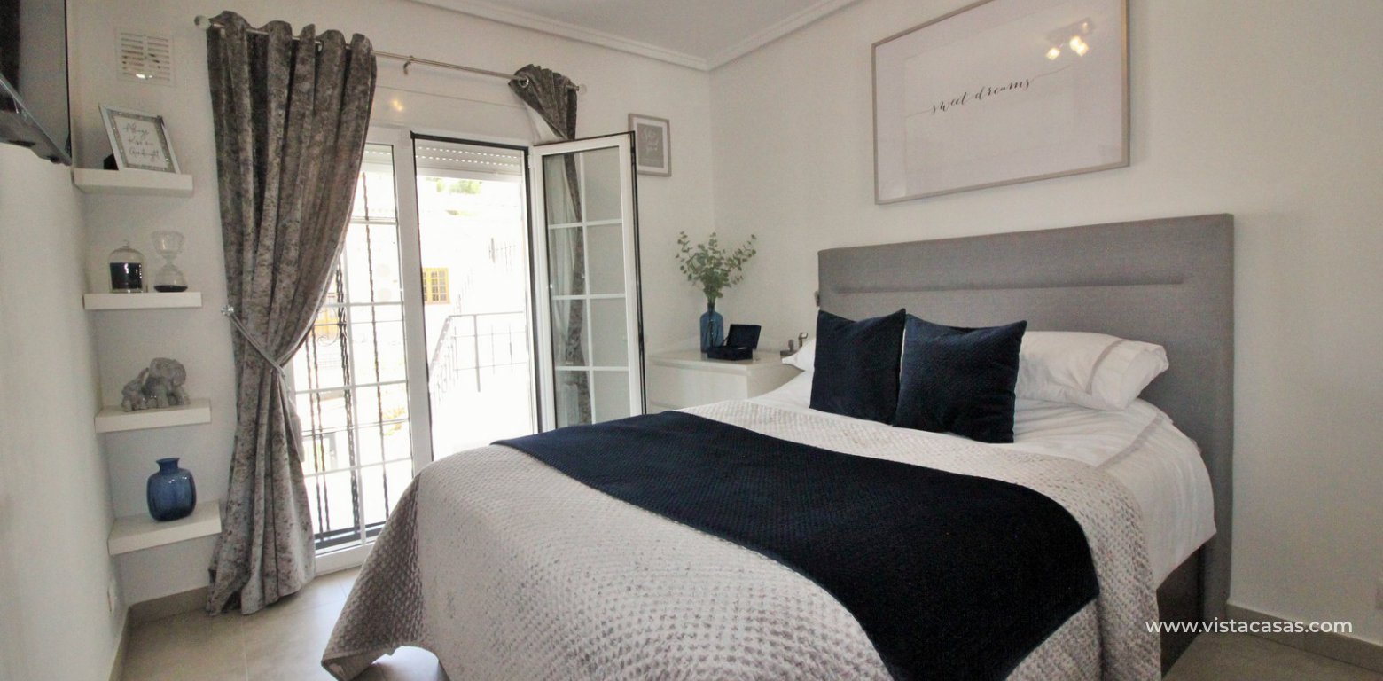 Property for sale in Villamartin master bedroom