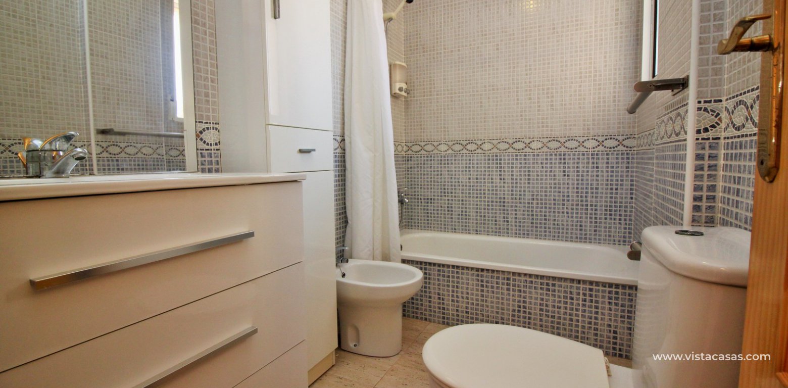 Property for sale in Villamartin family bathroom