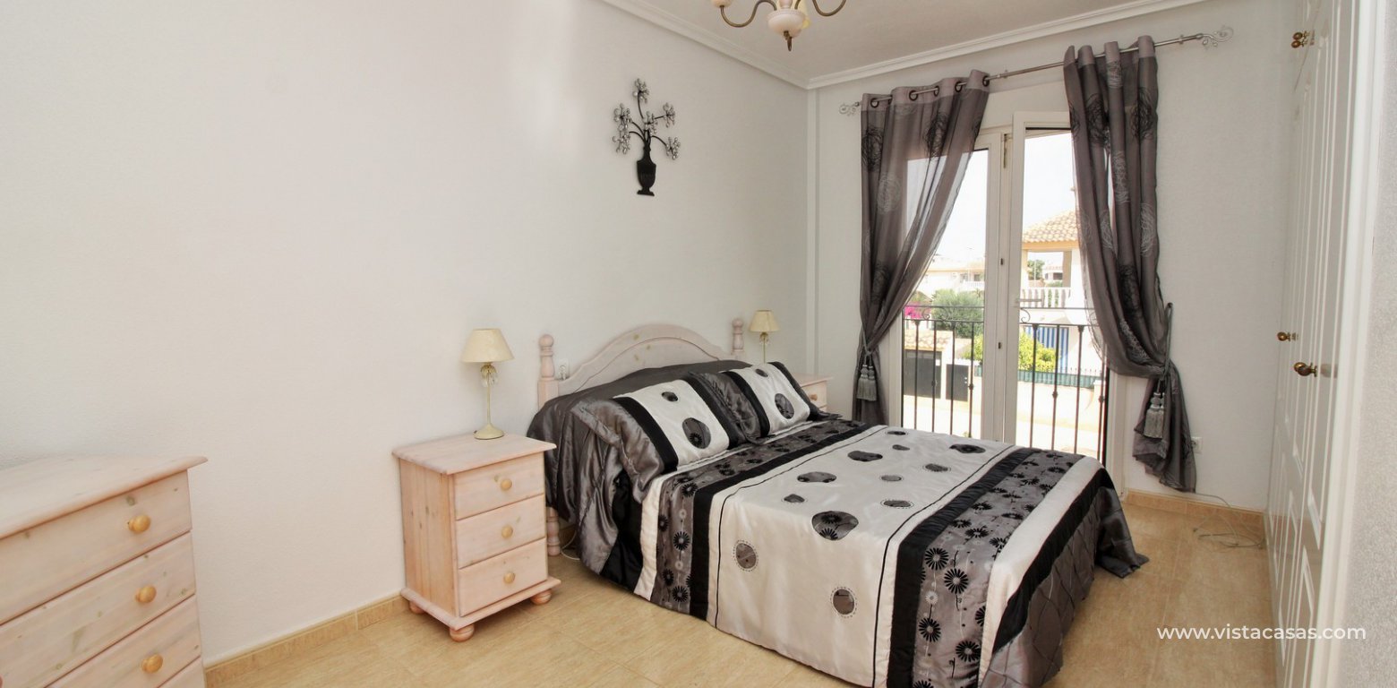Townhouse for sale in Villamartin separate annex bedroom