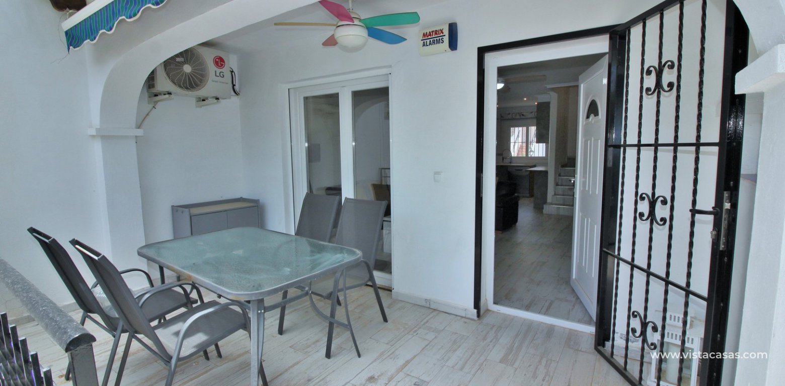 Property for sale in Villamartin raised terrace