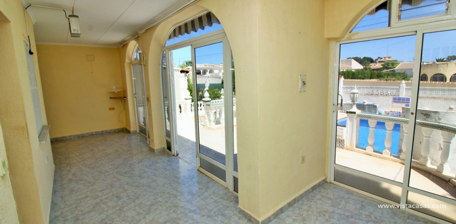 Property for sale in Torrevieja en-glazed porch