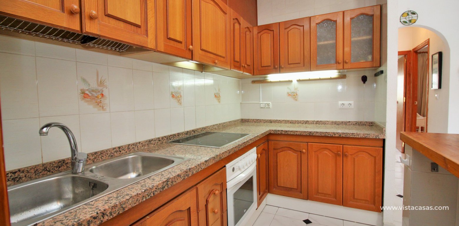 Property for sale in Villamartin kitchen 2