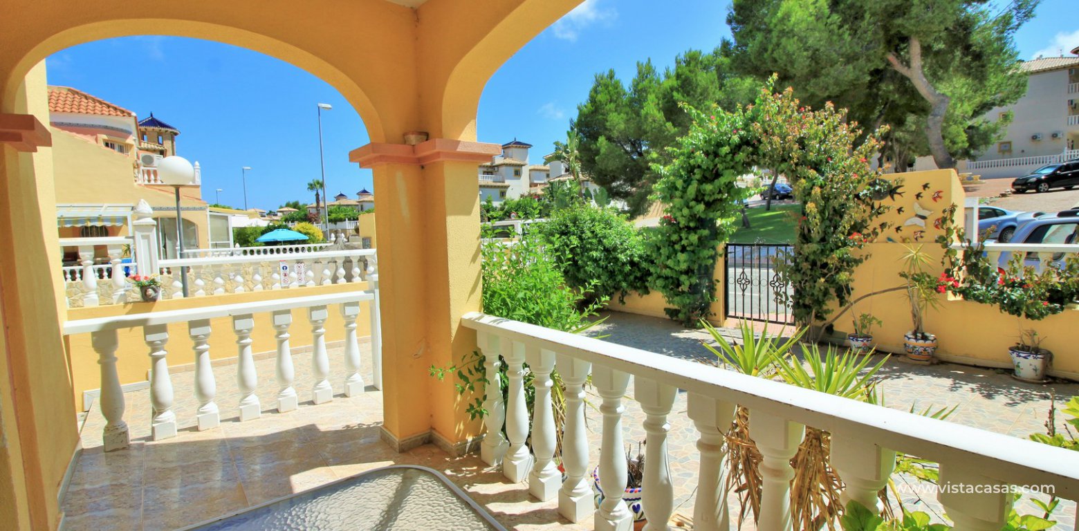 Townhouse for sale in Villamartin covered terrace
