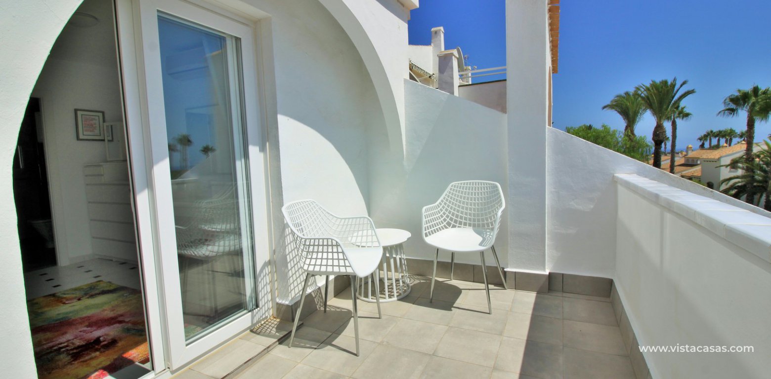 Townhouse for sale in Villamartin master bedroom south facing balcony