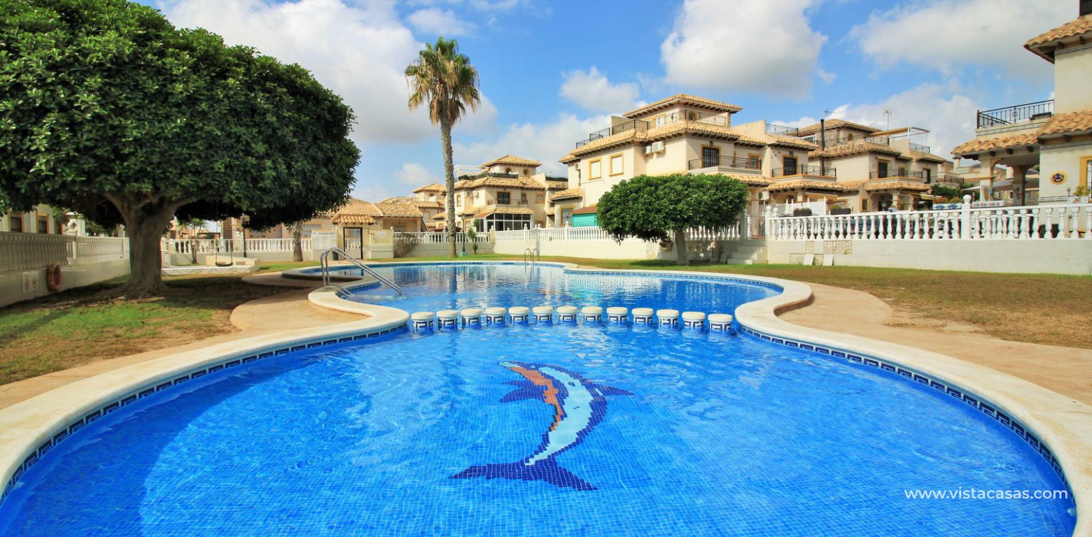 Townhouse for sale in Cabo Roig pool