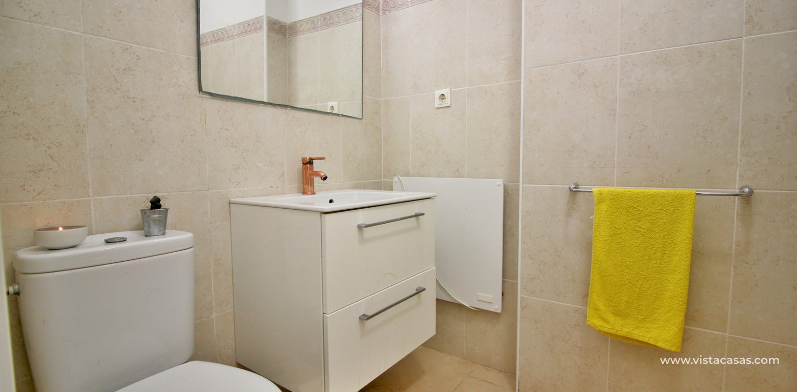 Apartment for sale in Jardin del Alba Villamartin bathroom