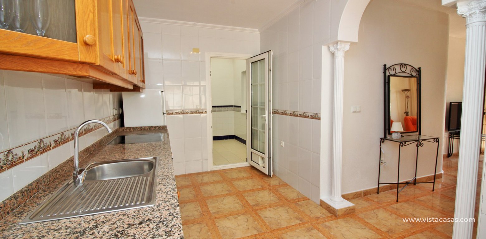 Apartment for sale in Villamartin kitchen 2