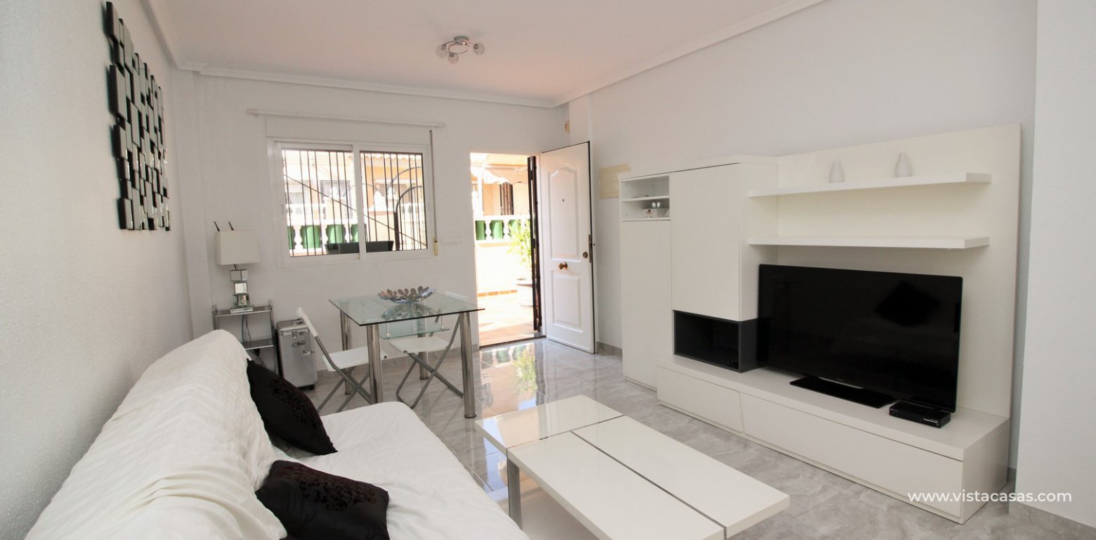 Townhouse for sale in Villamartin lounge 3
