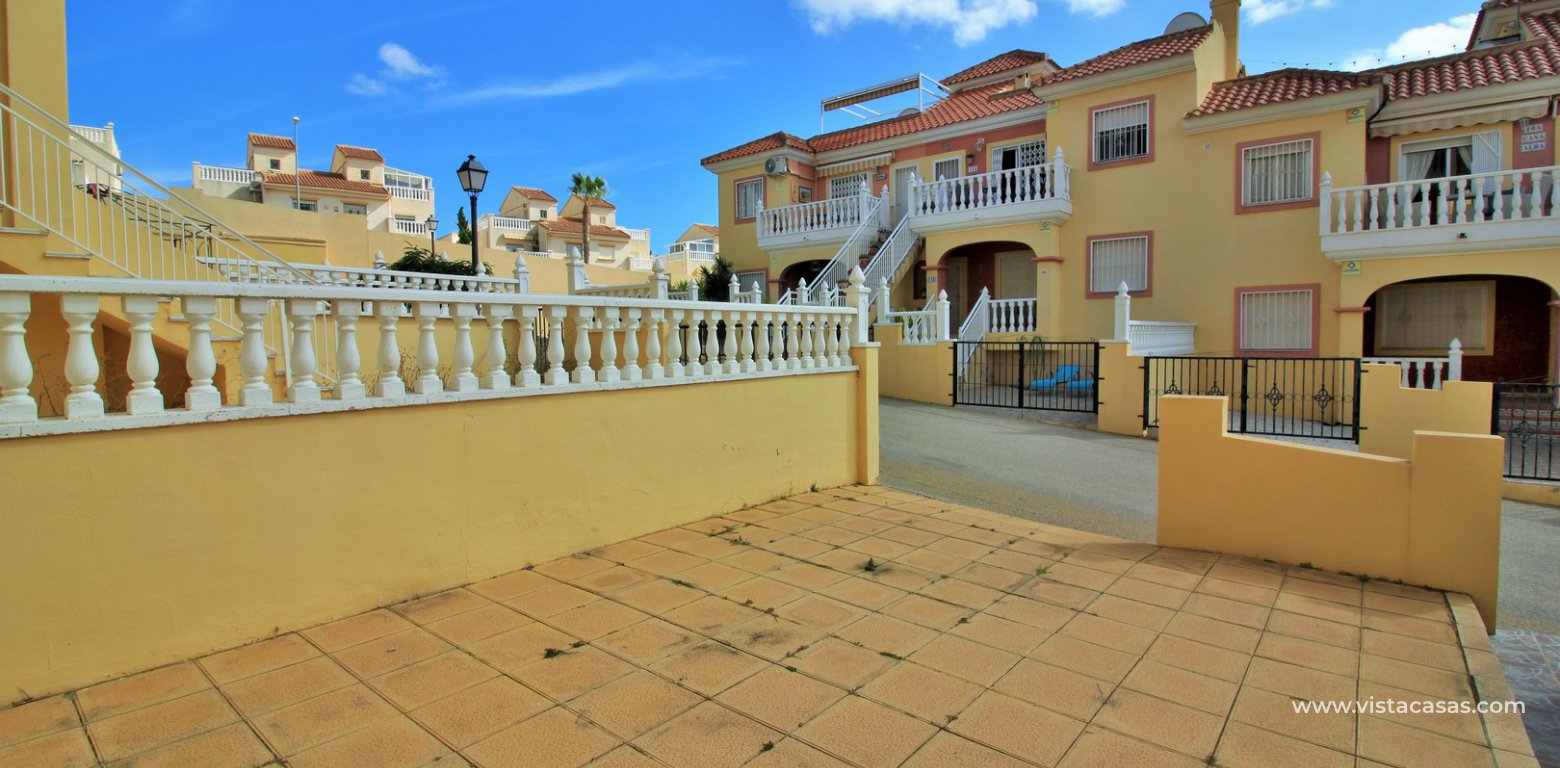 Apartment for sale in Villamartin off road parking