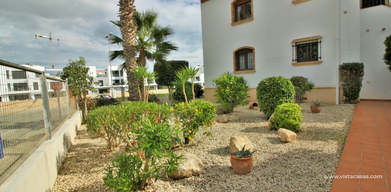Apartment for sale in Villamartin private garden