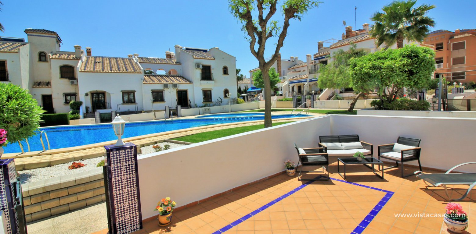 South facing ground floor apartment for sale overlooking the pool Pau 8 Villamartin garden pool view