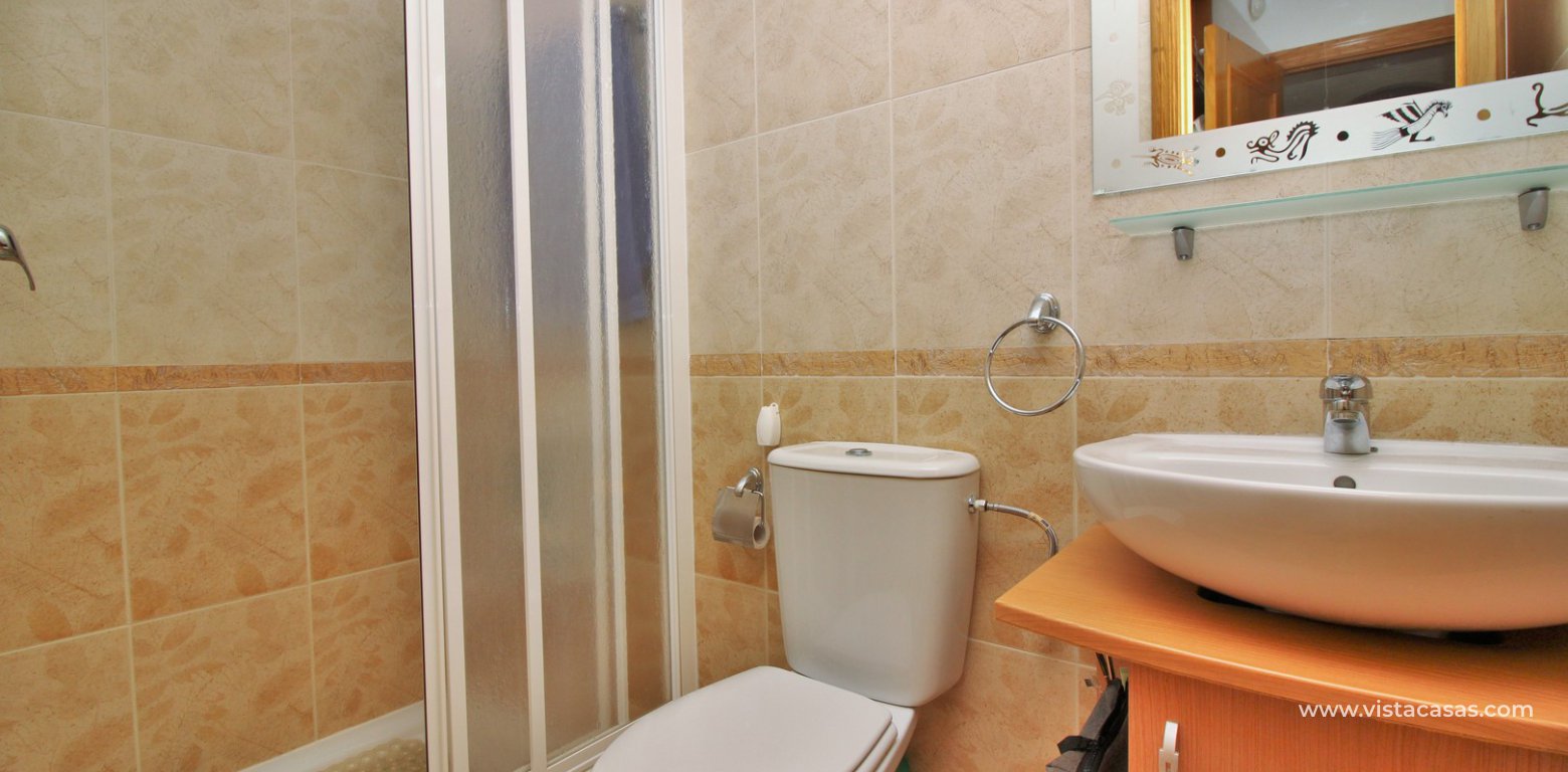 Top floor apartment for sale in R10 La Ciñuelica Punta Prima ensuite bathroom
