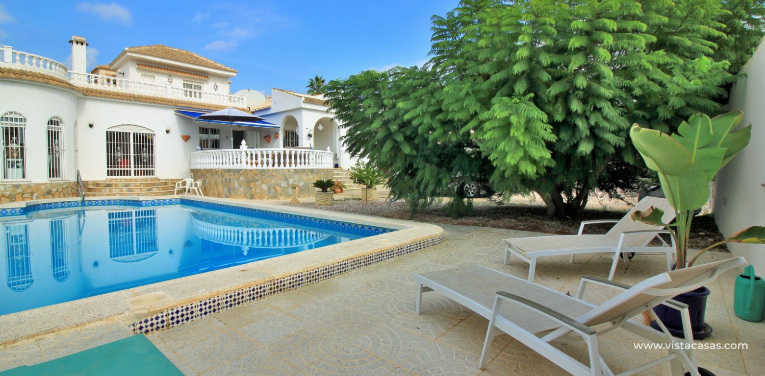 Detached villa for sale with private pool La Siesta Torrevieja private pool