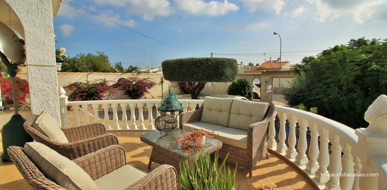 Detached villa for sale with private pool La Siesta Torrevieja terrace