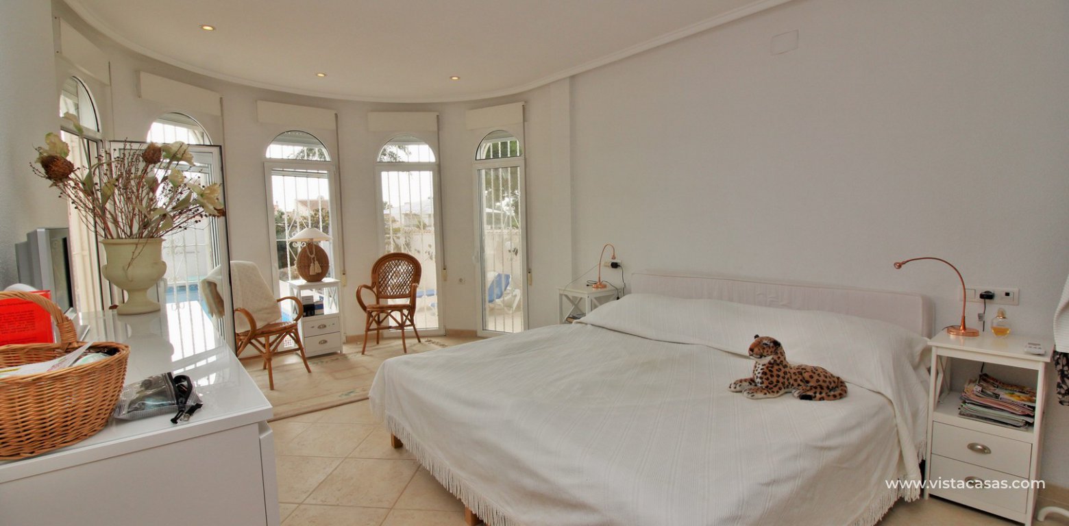 Detached villa for sale with private pool La Siesta Torrevieja master bedroom