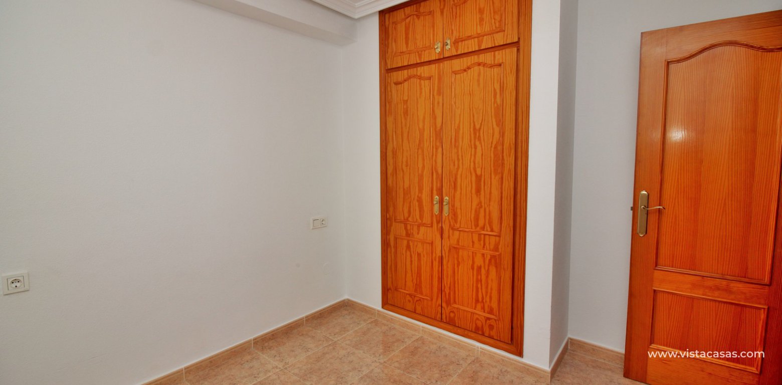 Zodiaco townhouse for sale Zodiaco I Playa Flamenca downstairs bedroom fitted wardrobes