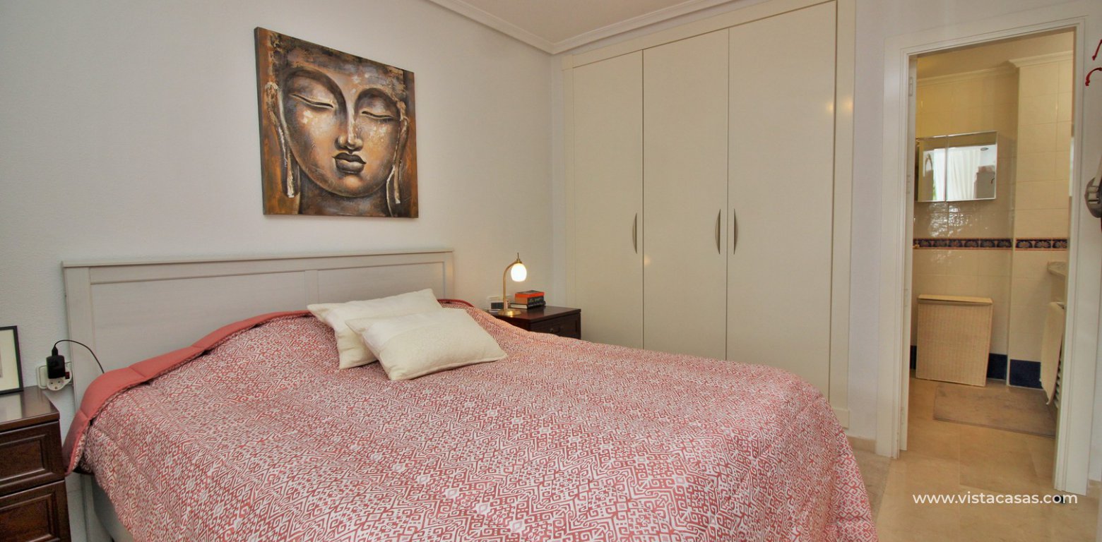 Penthouse corner apartment for sale in R2 Las Violetas Villamartin master bedroom fitted wardrobes