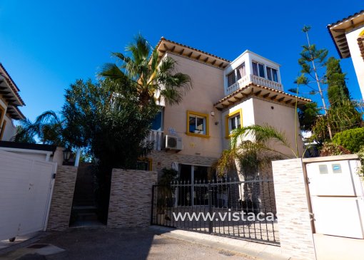 Chalet - Venta - Playa Flamenca - V-43250