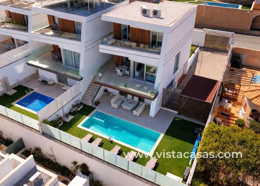 Chalet - Venta - Villamartin - V-50615