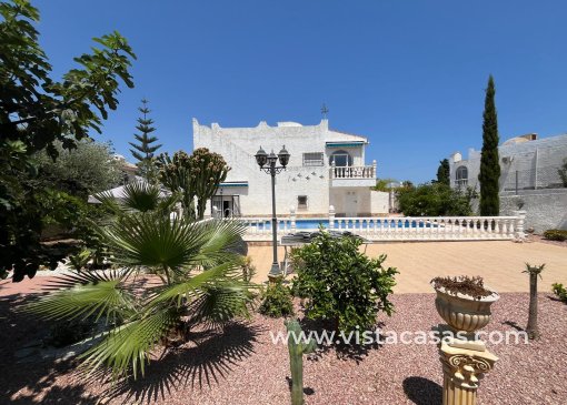 Chalet - Venta - Villamartin - V-78685
