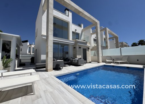 Villa - Resale - Cabo Roig - V-50673