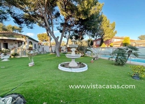Villa - Resale - Campoamor - V-80652