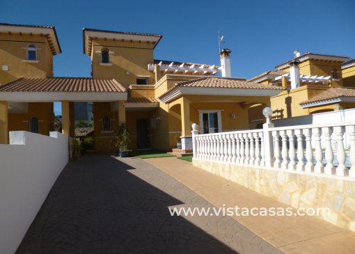 Villa - Resale - La Zenia - v-67962