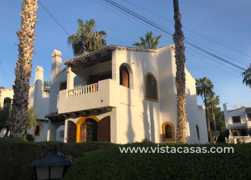 Villa - Resale - Villamartin - VC2248