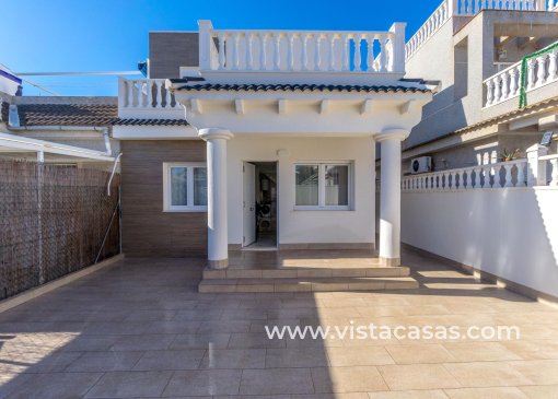Villa - Sale - Torrevieja - V-42971