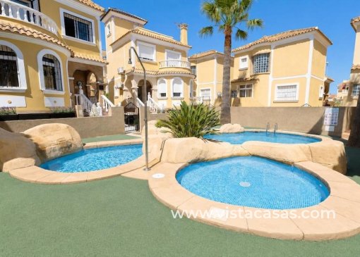 Villa - Sale - Villamartin - V-58952