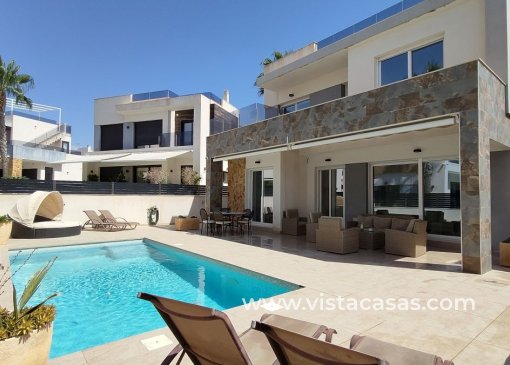 Villa - Wtórny - Torrevieja - V-76526