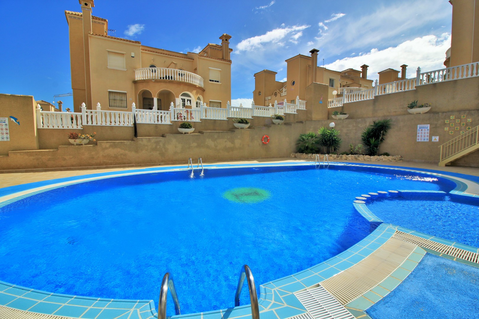 VC3486: Townhouse for sale in Villamartin