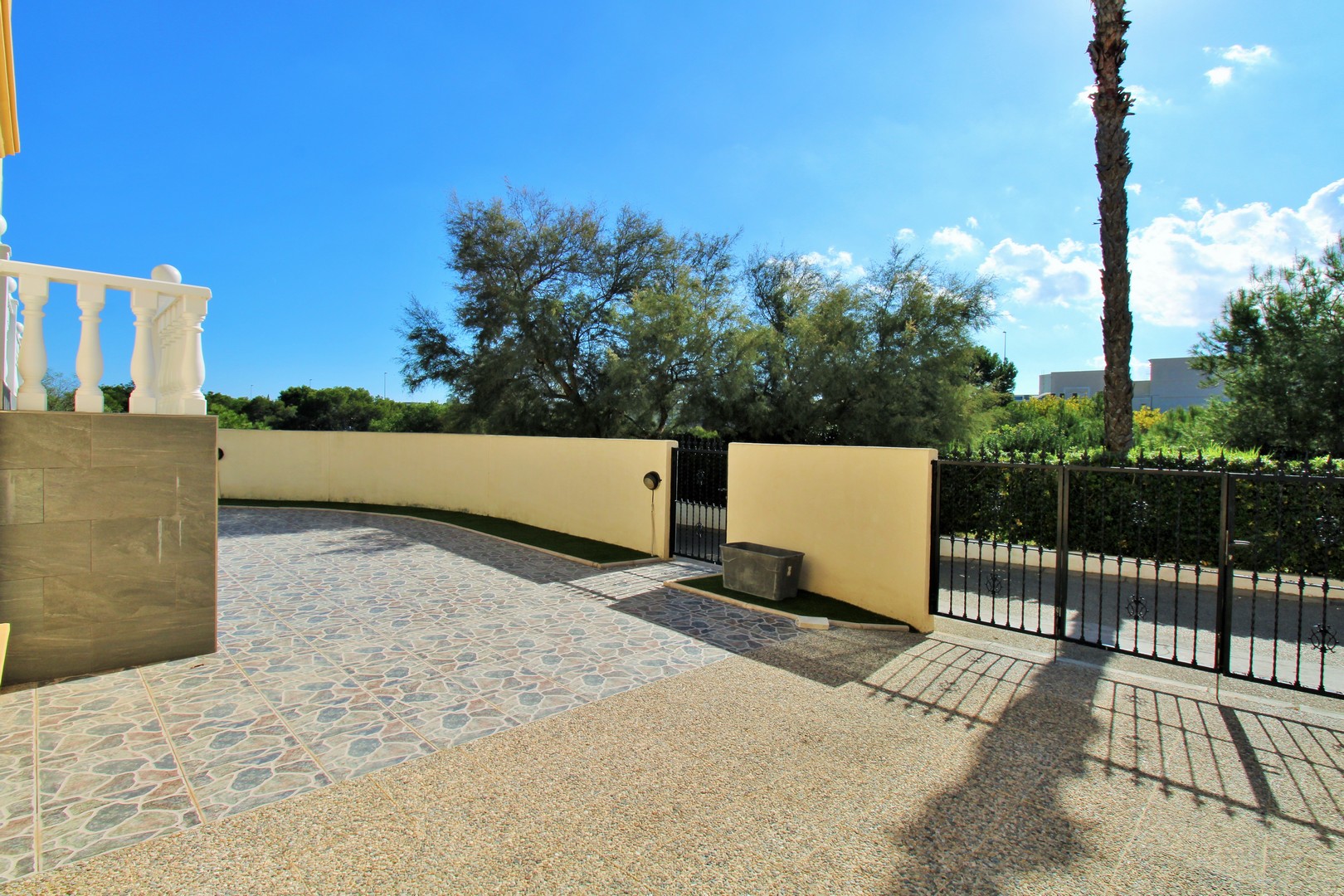 VC3853: Villa for sale in Playa Flamenca