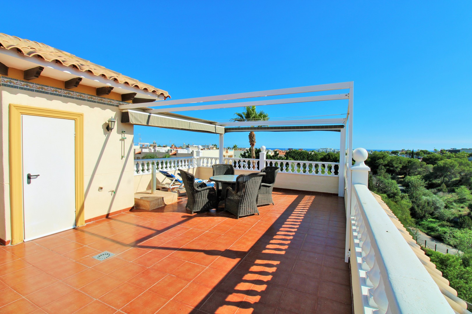 VC3853: Villa for sale in Playa Flamenca