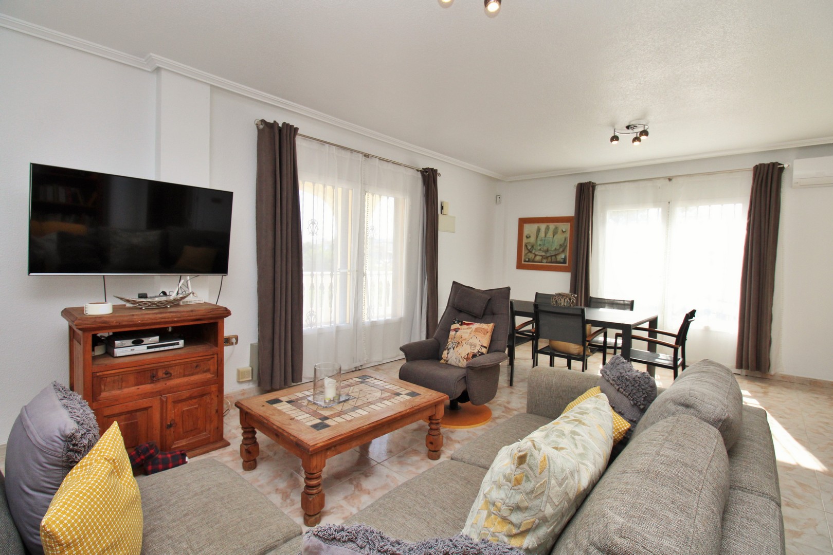 VC3853: Villa for sale in Playa Flamenca