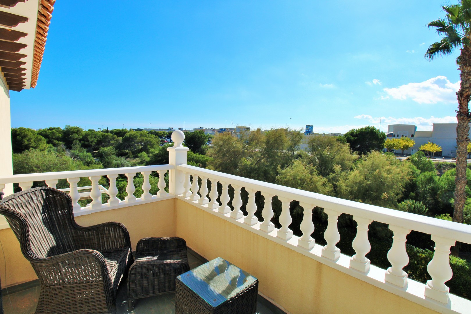 VC3853: Villa for sale in Playa Flamenca