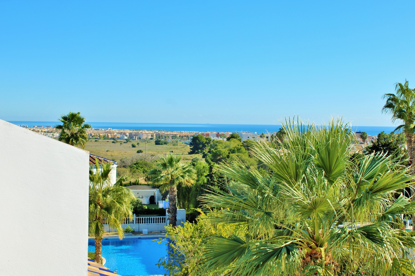 terraced-houses en villamartin · las-violetas 244990€