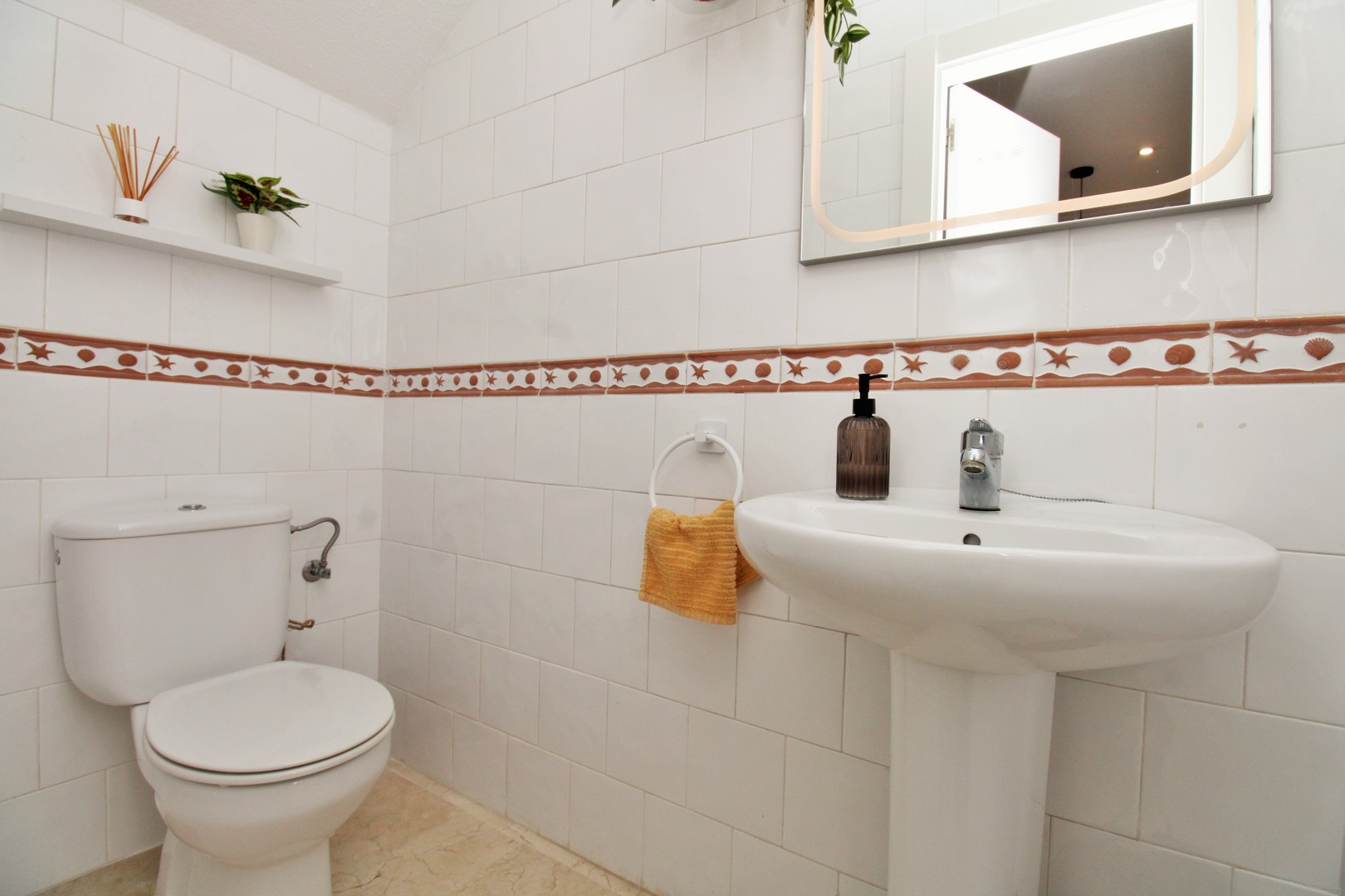 terraced-houses en villamartin · las-violetas 244990€