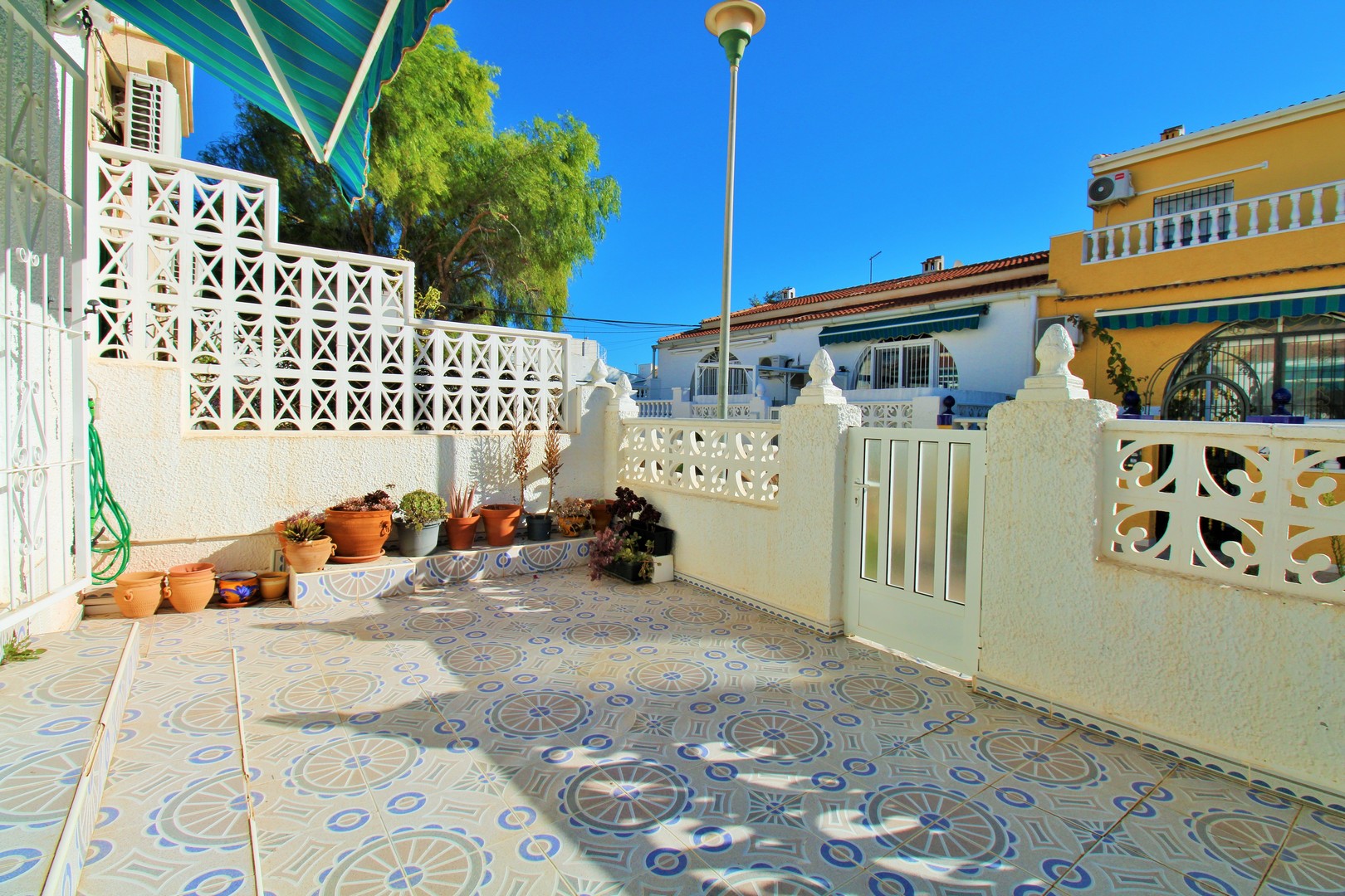 bungalow en torrevieja · el-chaparral 119000€