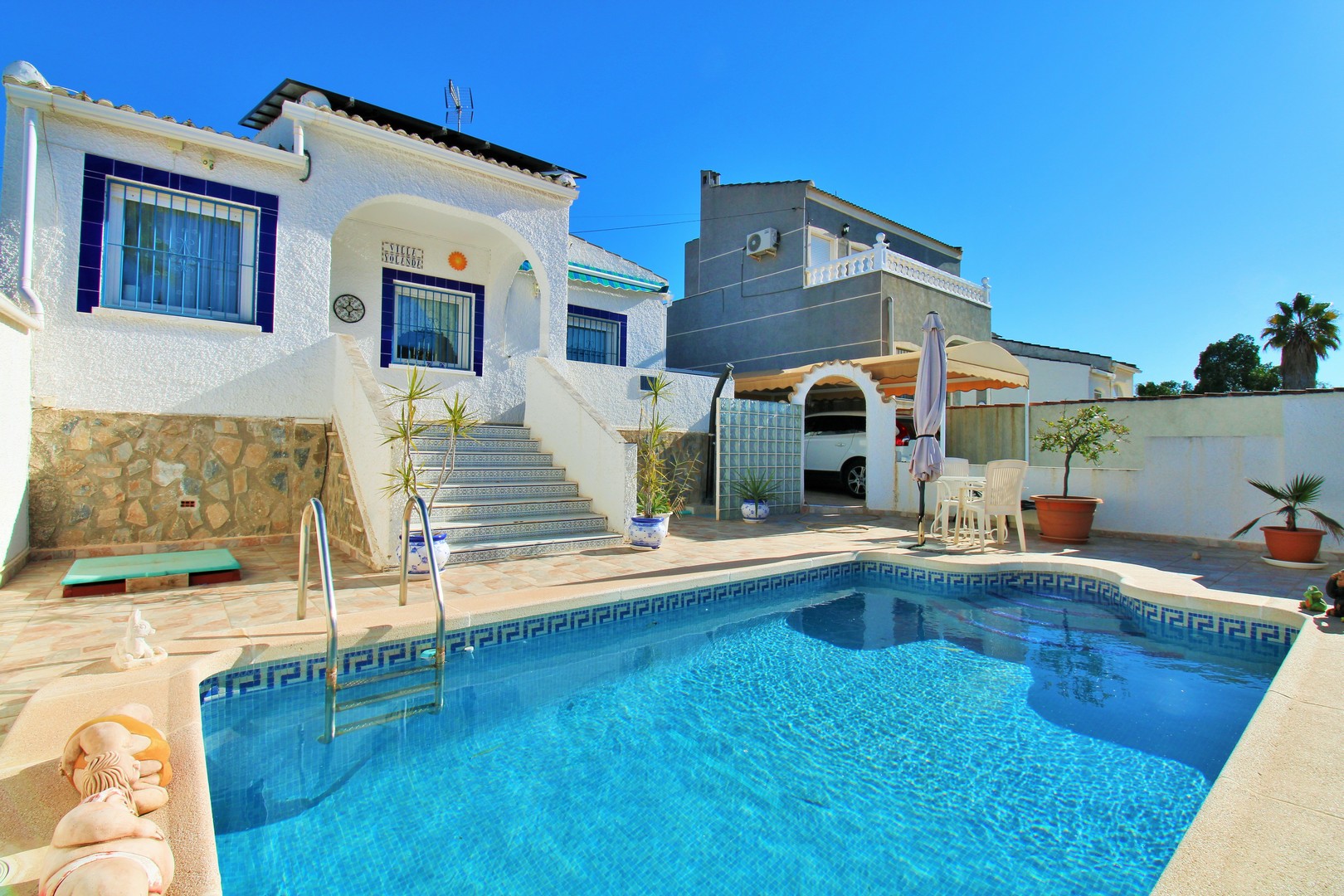 villas en torrevieja · el-chaparral 279000€