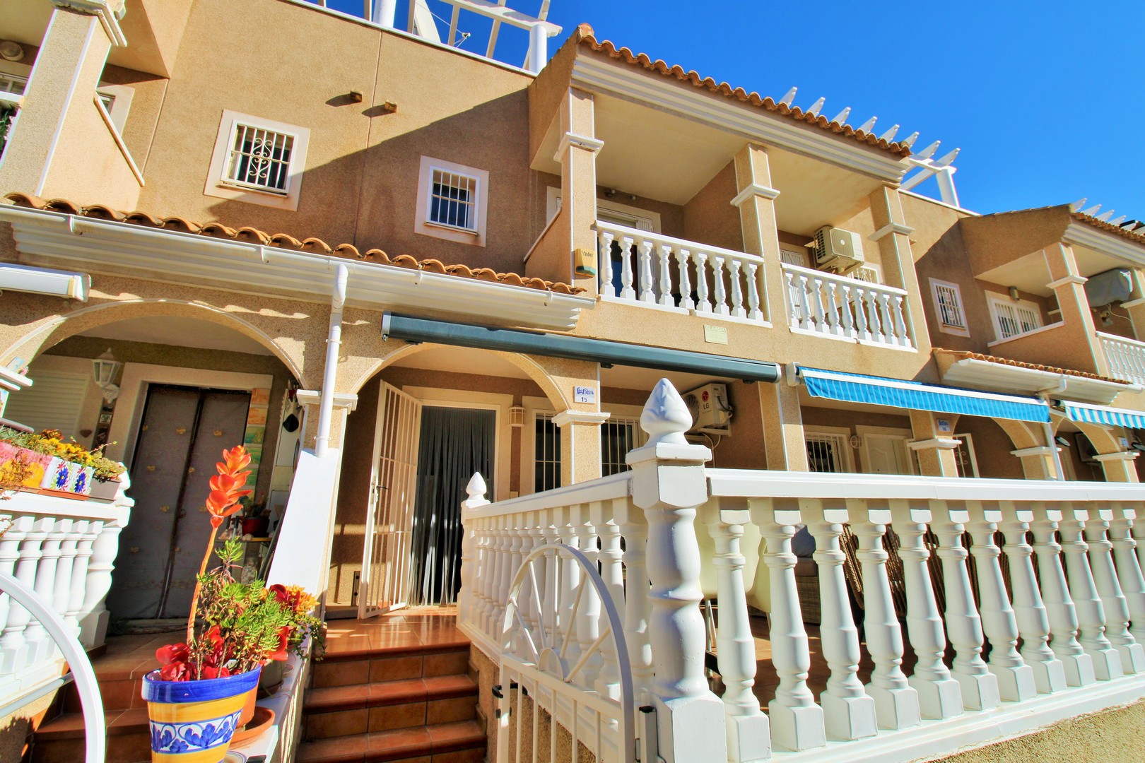terraced-houses en playa-flamenca · playa-flamenca 234900€