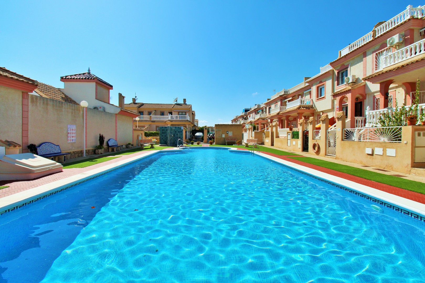 terraced-houses en playa-flamenca · playa-flamenca 249950€