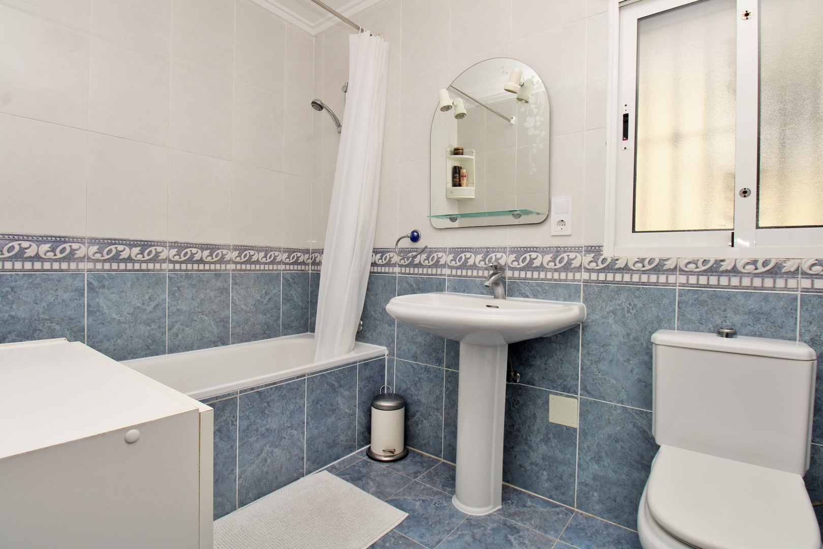 terraced-houses en villamartin · villamartin 219000€