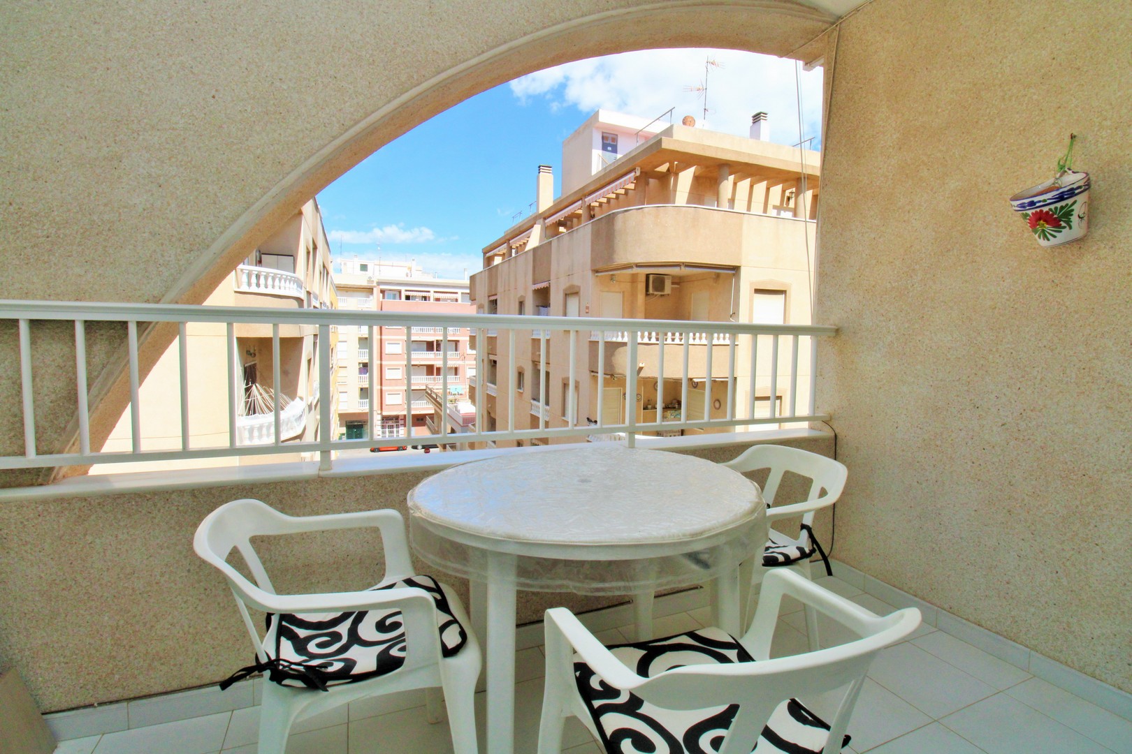 apartment en torrevieja · torrevieja 124900€